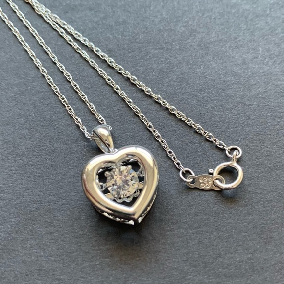 925 Sterling Silver Heart Necklace w/ Dancing Center Stone - Peoples Jewellers - Picture 3 of 7